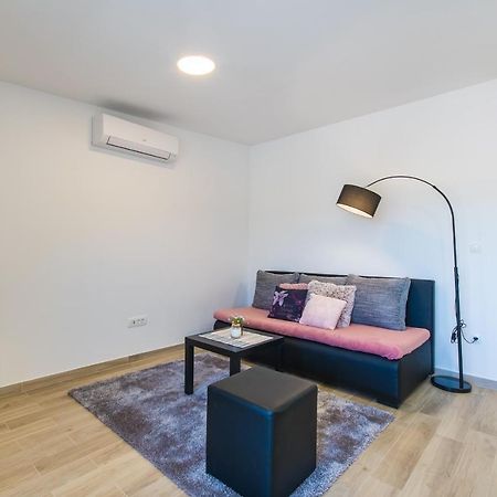 Apartment Finta Rogotin Екстериор снимка