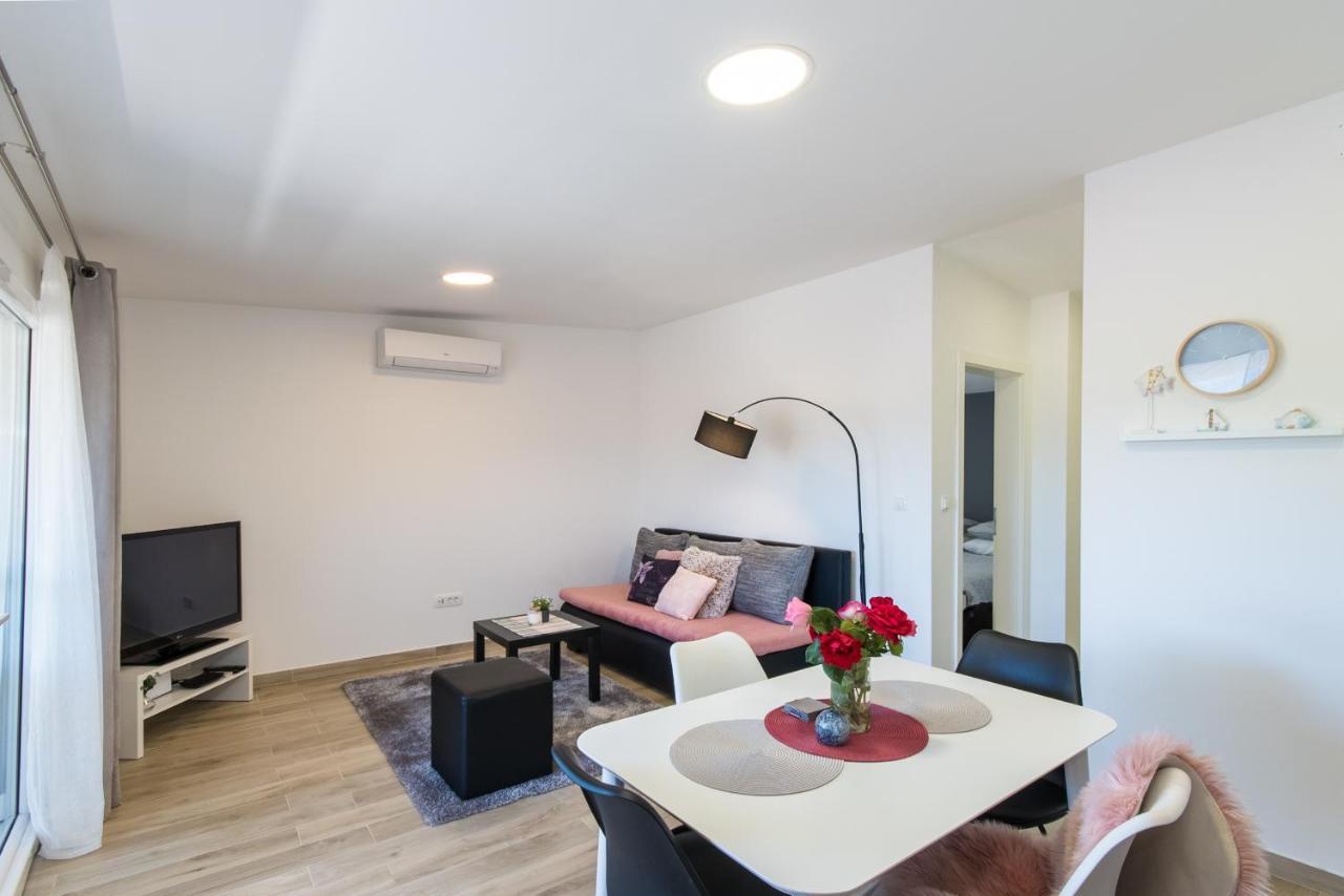Apartment Finta Rogotin Екстериор снимка