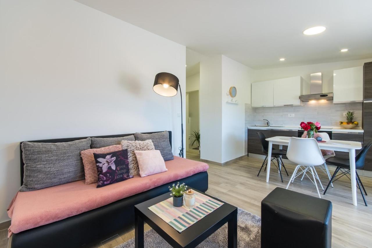 Apartment Finta Rogotin Екстериор снимка